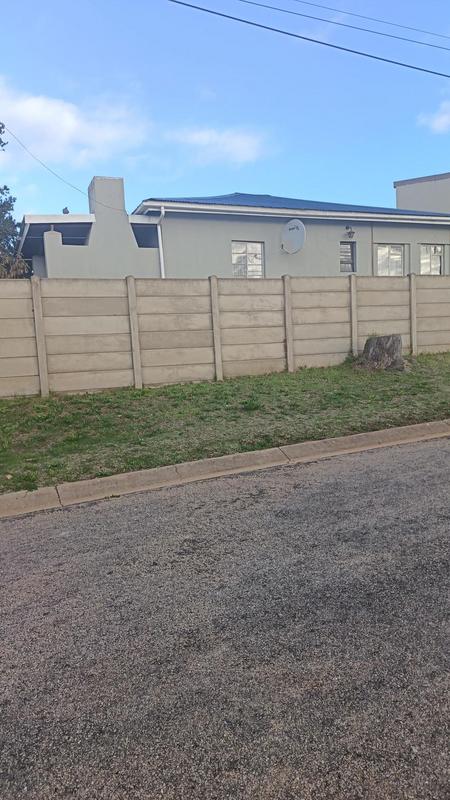 2 Bedroom Property for Sale in Albertinia Western Cape